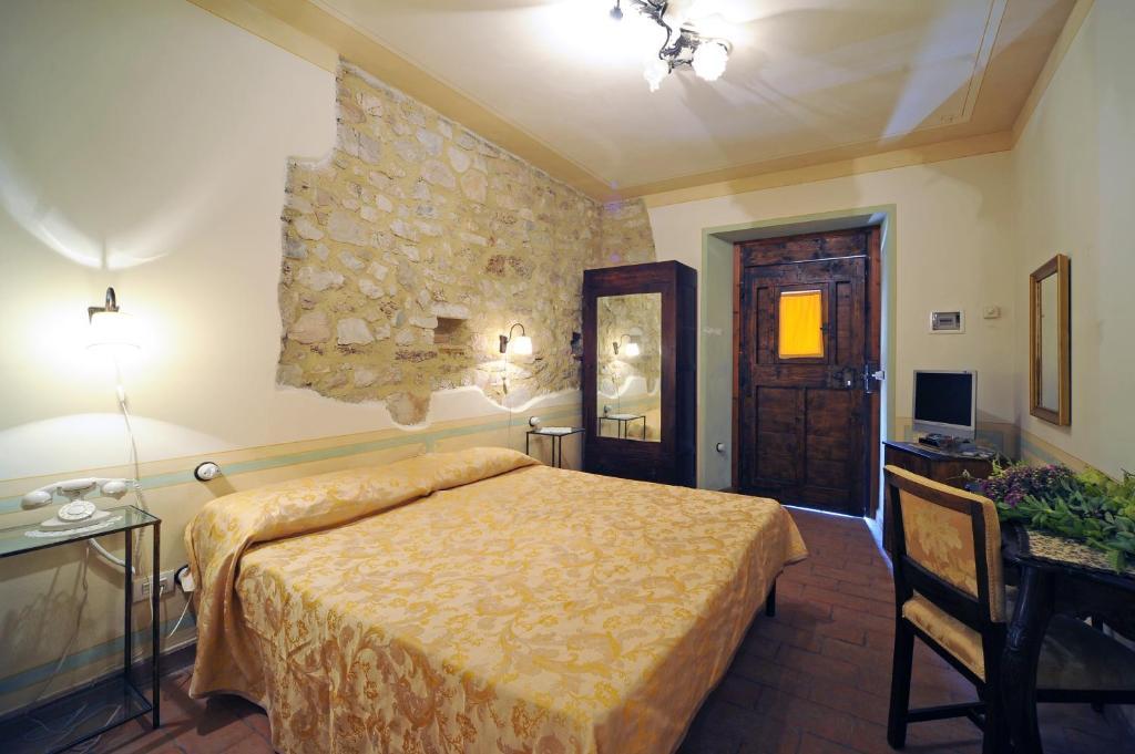 Antico Casale Urbani Pension Scheggino Kamer foto